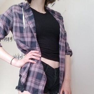 FREE with purchase over $30 🤩Garage Boyfriend Fit purple hooded plaid - XS NWT